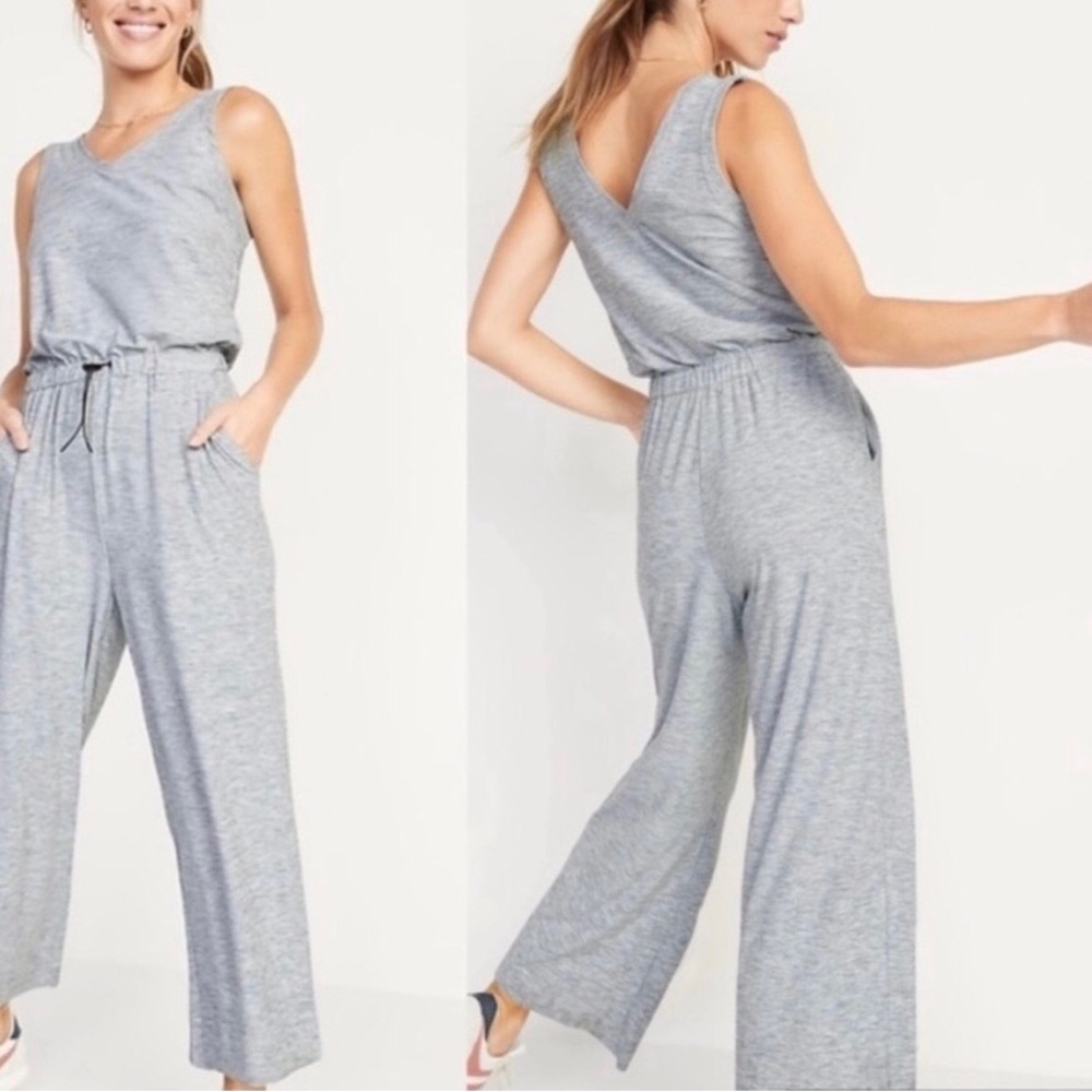 Old Navy ~ Breath On Jumpsuit ~ Gray ~ Small ~ NWOT